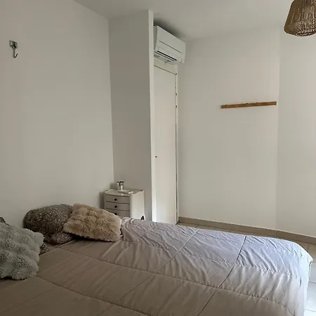 Apartment Situe En *